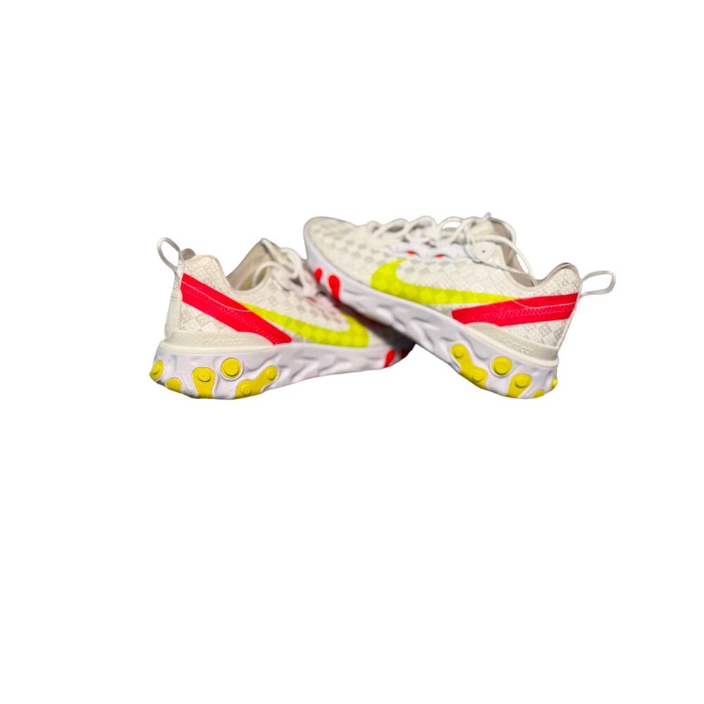 Nike React Element 55 Women's size 7 / Youth 5.5